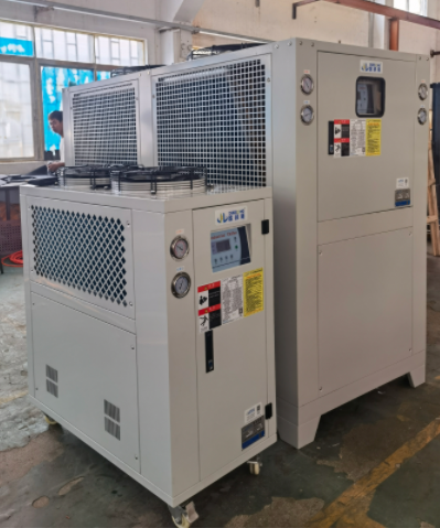 深圳西麗電子廠冷水機(jī)案例